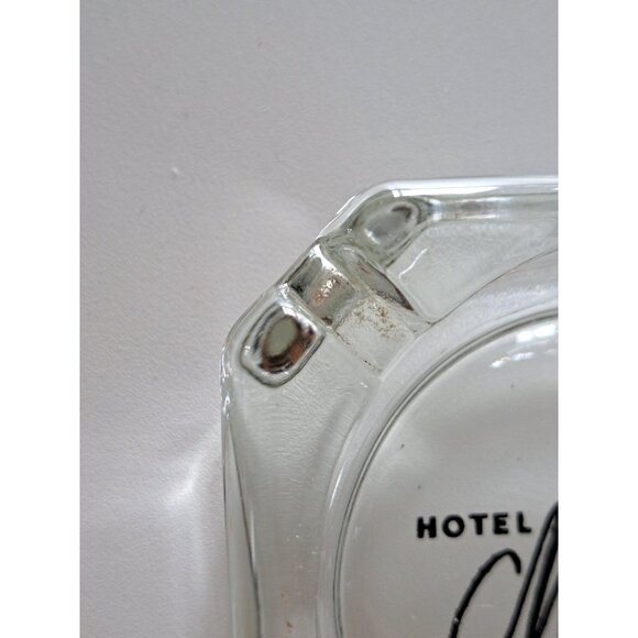 Vintage Hotel Manhattan New York City Glass Ashtray Collectible 1960's - Picture 5 of 9